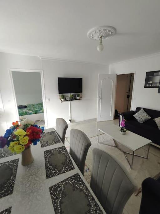 Appartement T4 เซวรอง ภายนอก รูปภาพ
